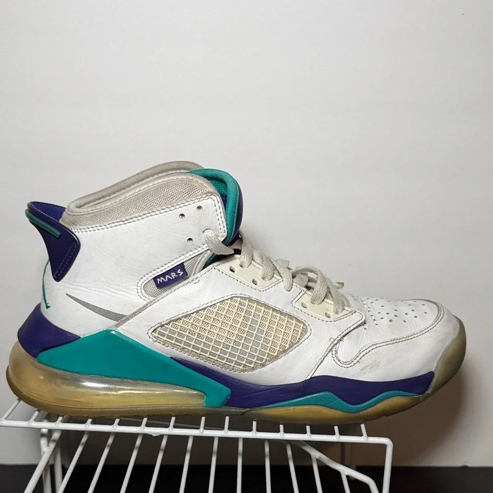 Nike Air Jordan Mars 270 Grape Sneaker Size 10 Shoes